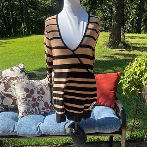 NWT NEW YORK & Co Striped V-Neck Sweater Tunic …51A